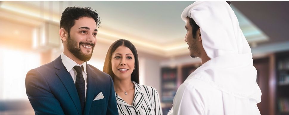https://www.michaelpage.ae/sites/michaelpage.ae/files/2022-01/UAE_970x388%20%281%29.jpg
